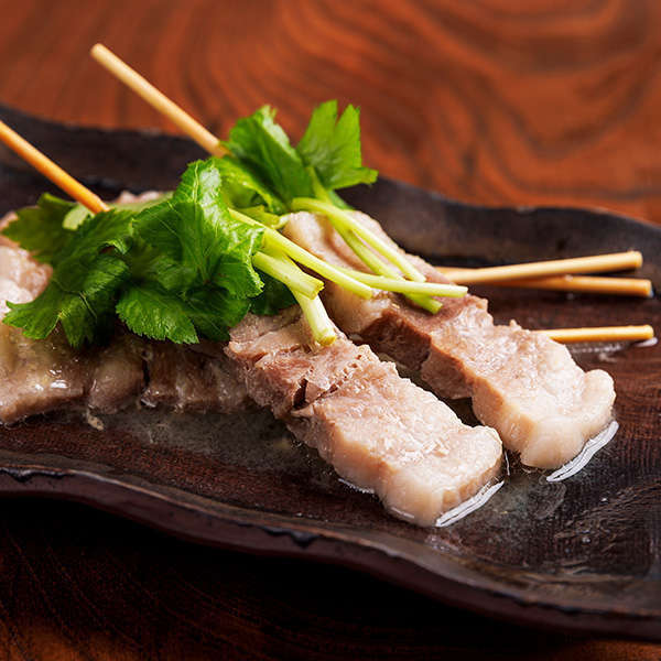 日本の米育ち金華豚 豚バラ串 (5本入り／150g) [冷凍便]