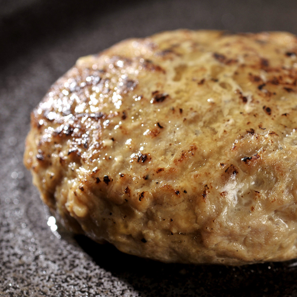 日本の米育ち三元豚 焼きハンバーグ (105g) [冷凍便]