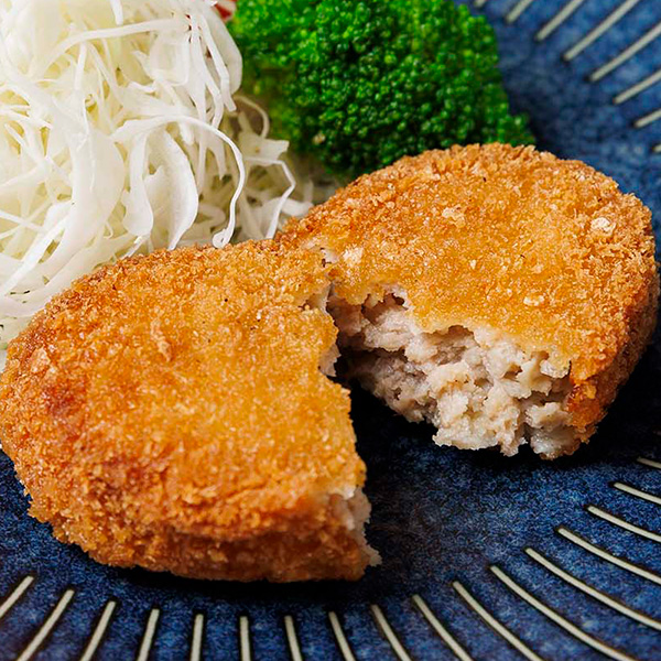 日本の米育ち三元豚 レンジで簡単メンチかつ（4個） [冷凍便]